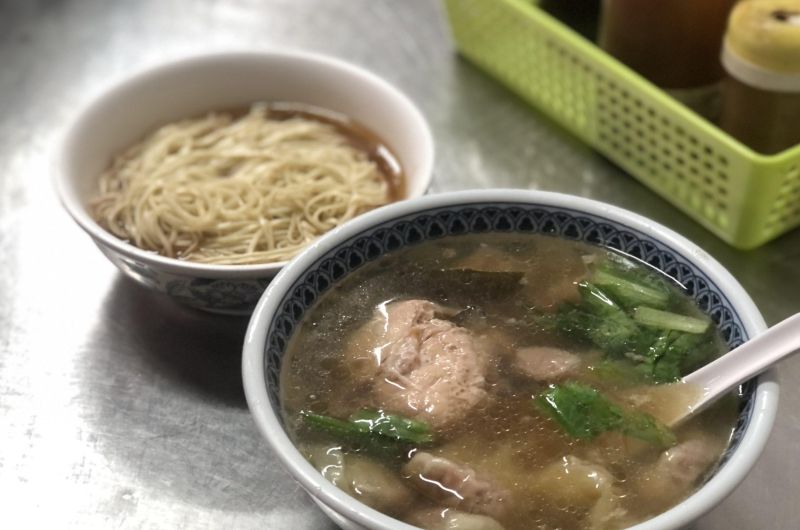 十六崁瓜仔雞麵