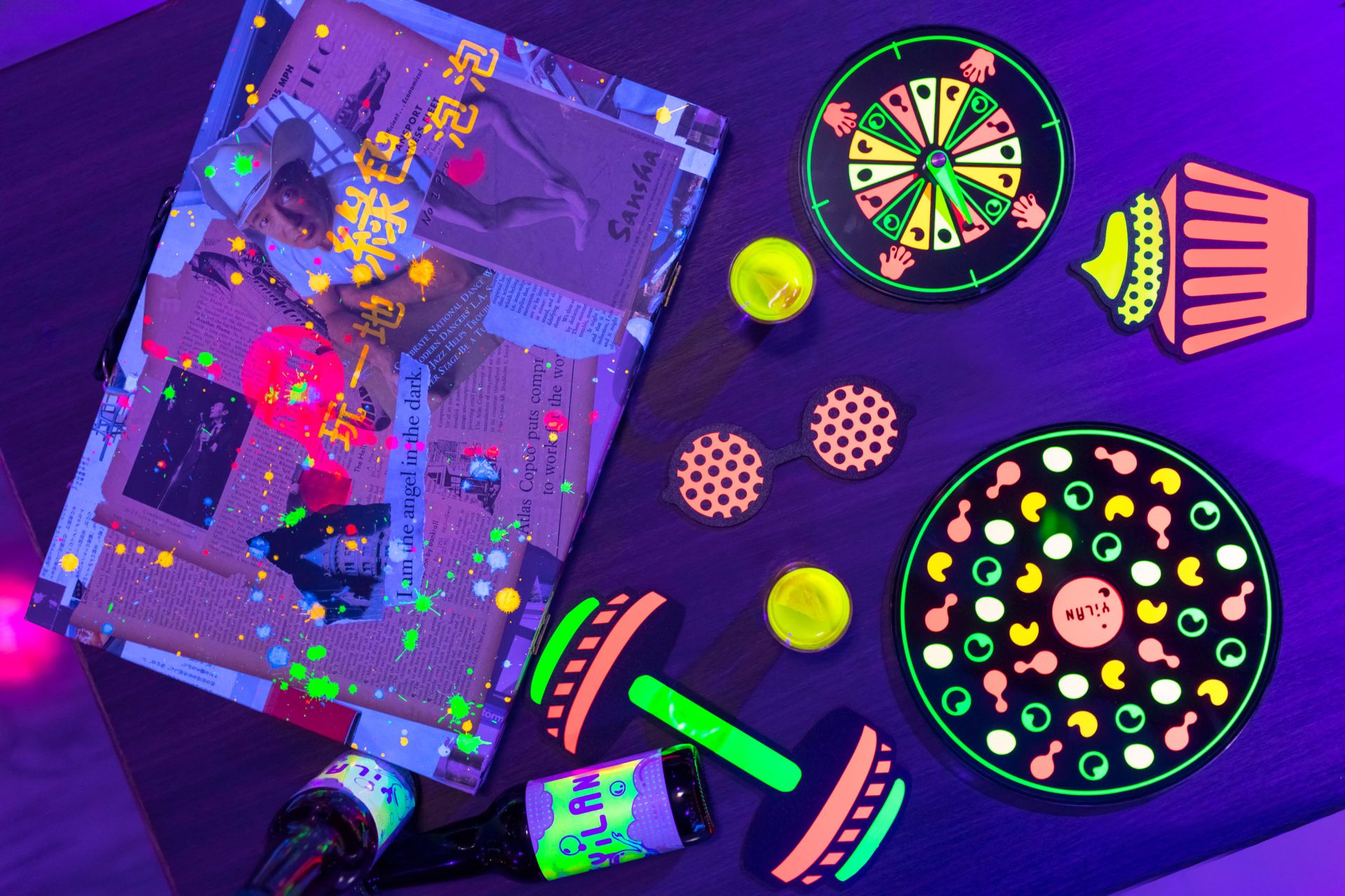 yi_NEON-PARTY_body-1